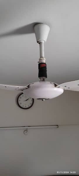 4 Working Ceiling Fans for Sale 4
