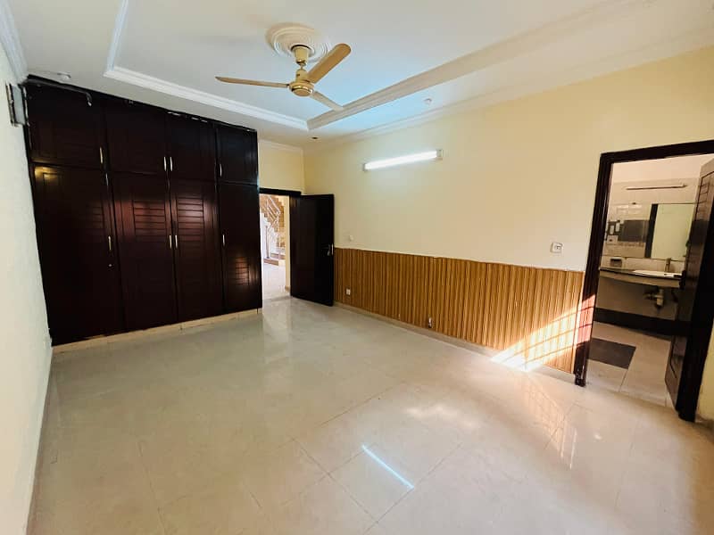 2 bed fully furbshd for rent in bahria town 9