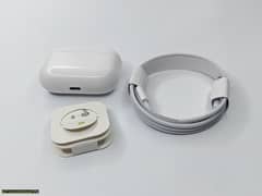 Original Airpods Pro, White 0