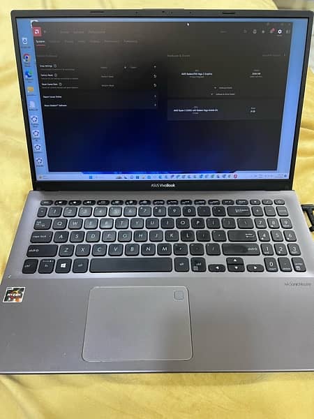 ASUS VivoBook RYZEN 3 laptop 1