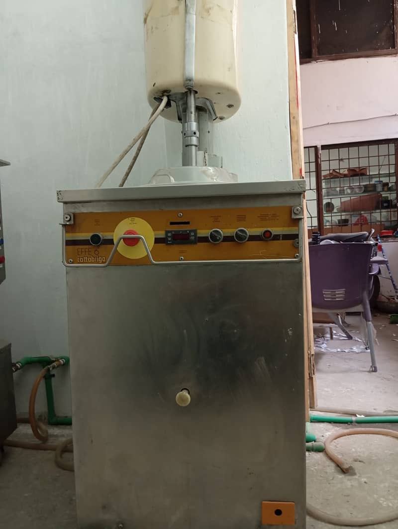 Running Ice Cream Factory for sale 1