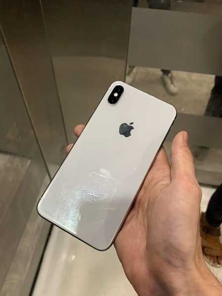 iphone xs max with box 1