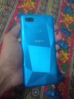 box with charger  oppo A12