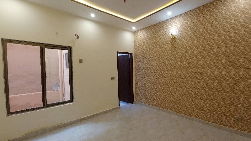 Prominently-Located House Available In Bismillah Housing Scheme - Block B For Sale 10