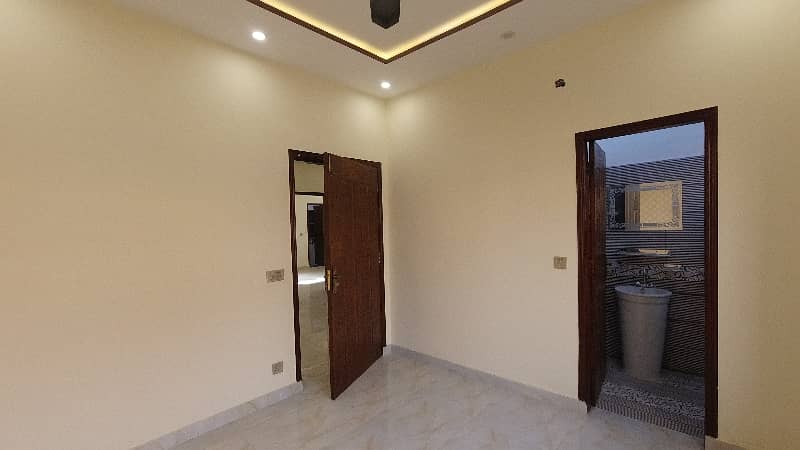 Prominently-Located House Available In Bismillah Housing Scheme - Block B For Sale 22