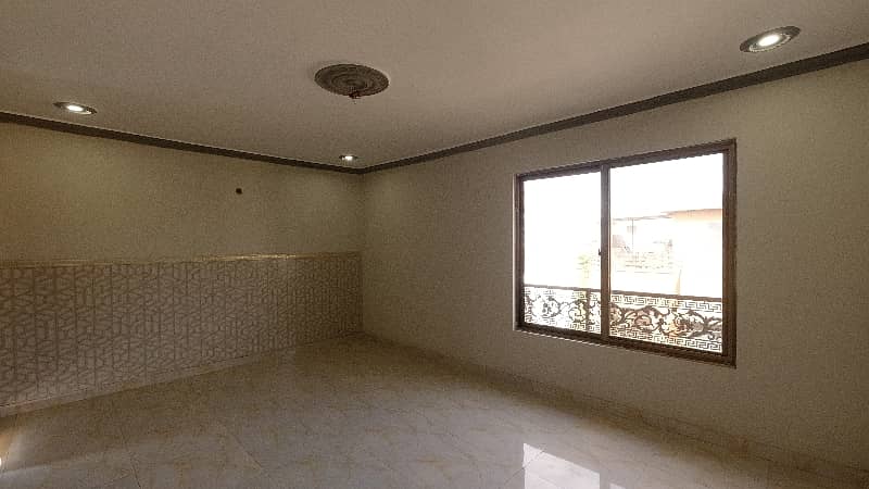 Prominently-Located House Available In Bismillah Housing Scheme - Block B For Sale 28