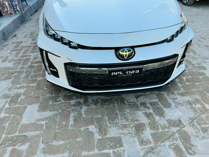 Toyota Prius PHV GR Sport 2021 1
