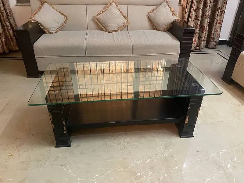 3 Tables for sale 1