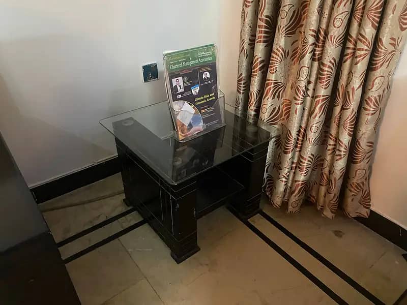 3 Tables for sale 2