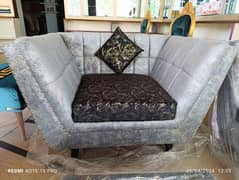 5 Seater Luxury Sofa set 0