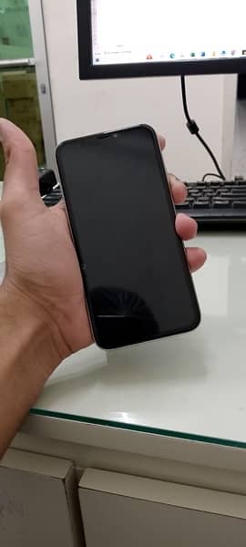 Iphone X 64gb PTA Approved 3
