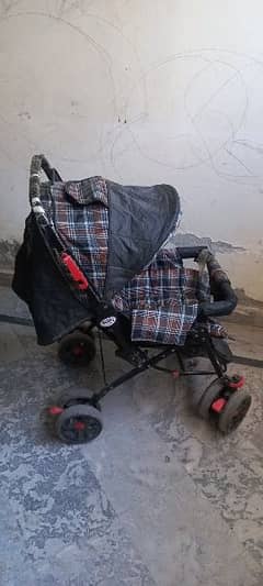 pram almost new for sale 0