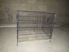 2 partition cage in good condition 0
