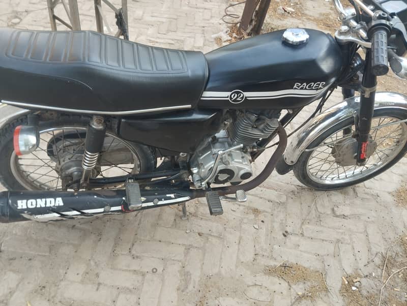 euro Honda 125cc for sell in good condition 3