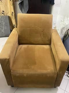 single seated sofa very comfortable in a good condition slightly used