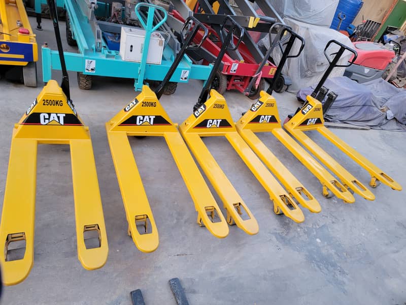 CAT Used / Refurbished Hand Pallet Trucks Lifters Forklifts for Sale 14