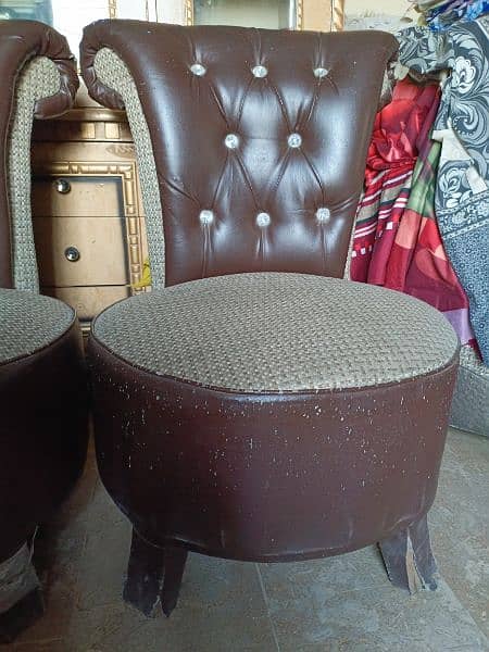 pair of sofa chairs 3