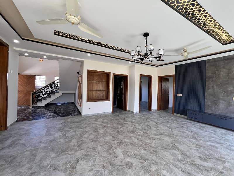 13 Marla Beautiful Designer Semi Corner House For Sale In Phase-8 Bahria Town 16