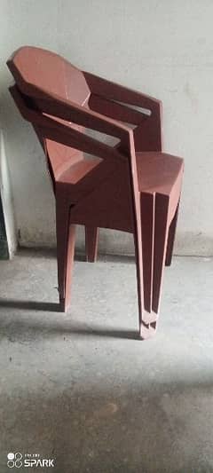 plastic Chairs 0