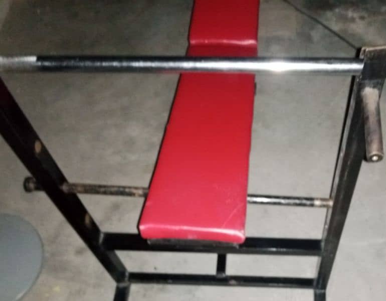 gym table (chest press table ) 1
