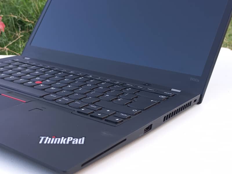 lenovo t480s core i5 8th gen | professional laptop 0