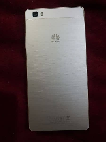 Huawei p 8 fresh condition just one line in screen 6
