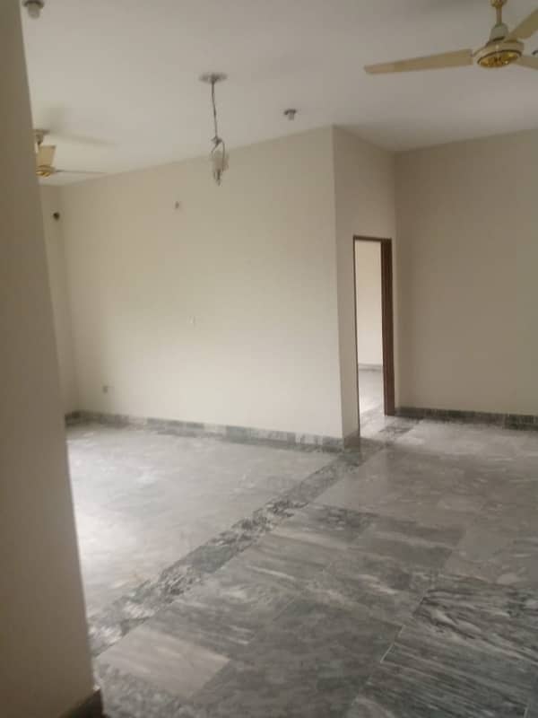 1-Kanal Upper Portion in Sector J Phase-1 DHA Lahore 5