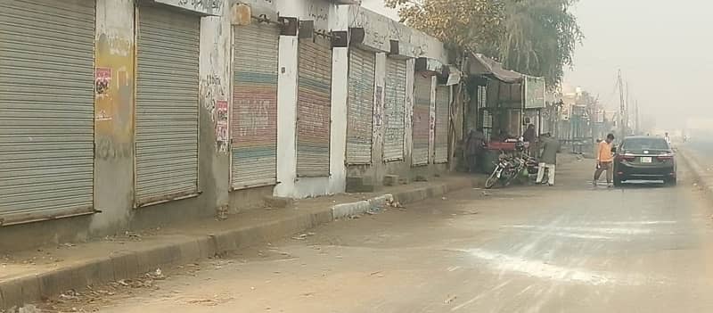 Shops on main GT road N5 Adda mohsanwal disst khanewal 0