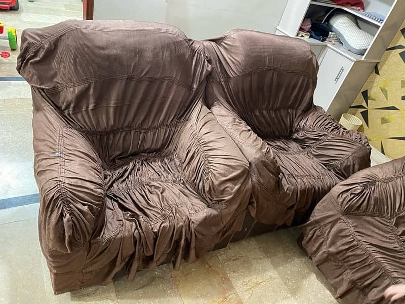 5 seater comforter with covers 3