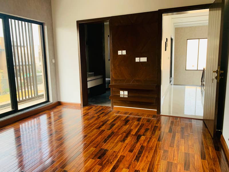 Brand new 1 Kanal Upper Portion Available for Rent in DHA Phase 8 Ex park view 14
