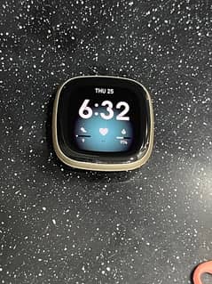 Fitbit Versa 3 smart watch 0