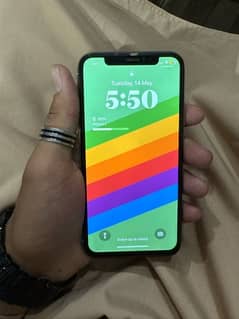 IPhone X 64GB pta Approved