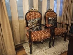 2 coffee chair in a good condition