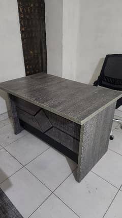 office table in good price