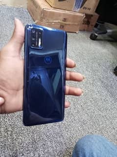 moto g9 plus 4/128 charge available