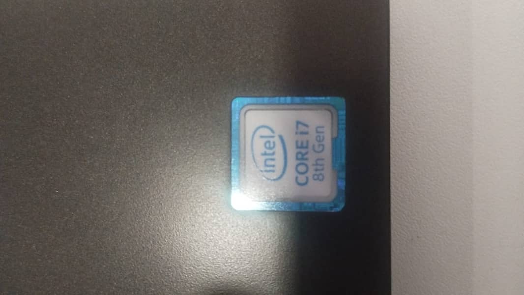 Dell Latitude 5400 Core i7 8 Gen 5