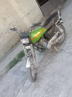 Honda 125 for sale in very good condition 03440085884 0