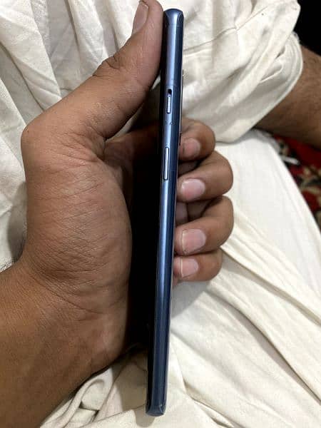OnePlus 8 5G single sim 3