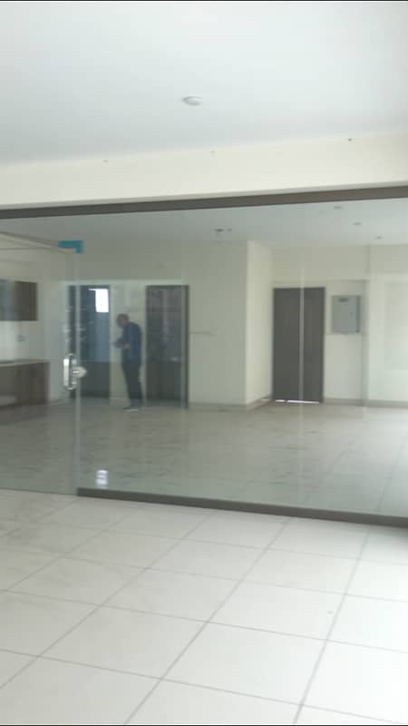 Full Floor Commercial office space available for rent in DHA Phase 5 4