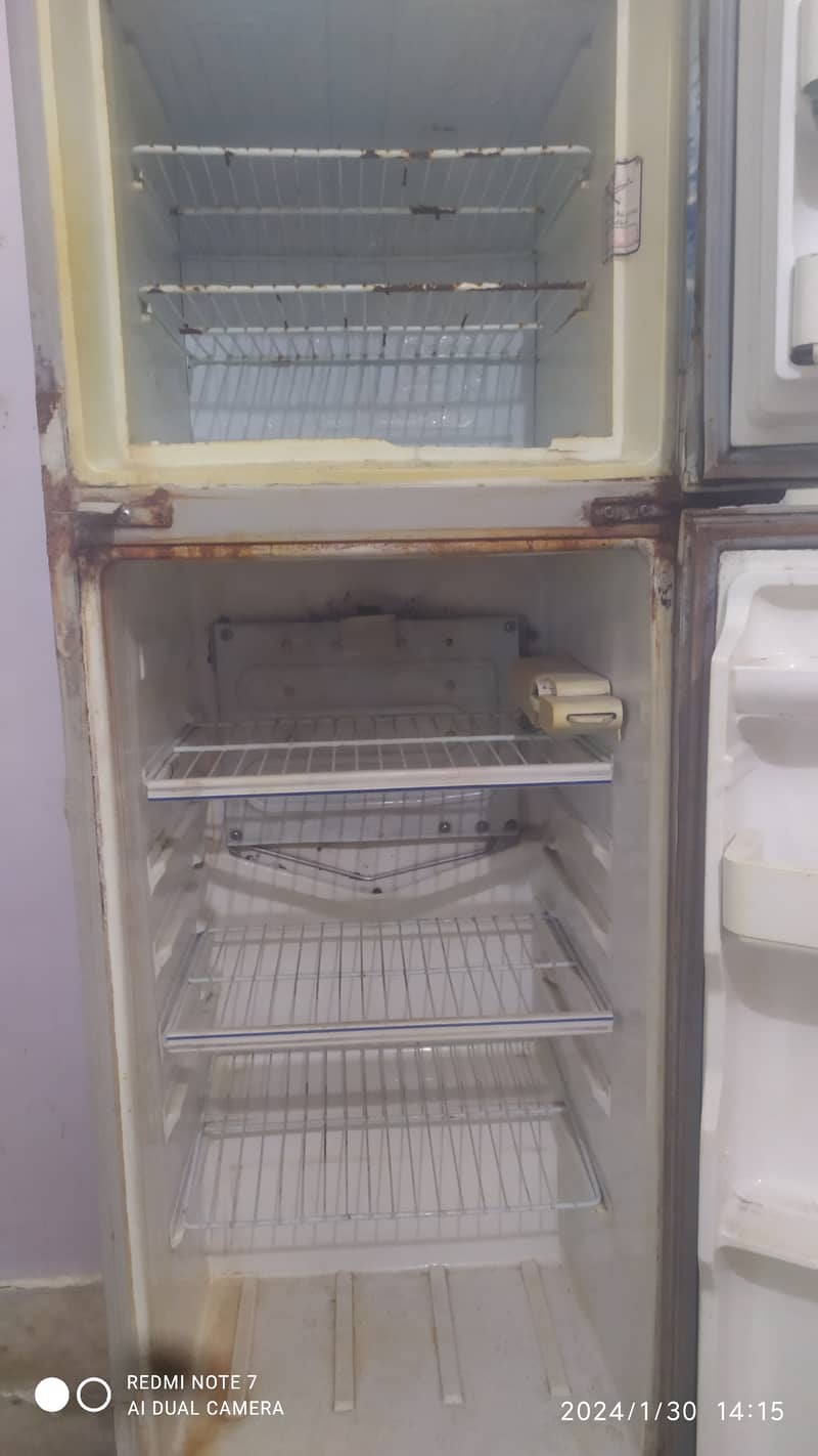 Dawlance Fridge Without Gas For Sale 3