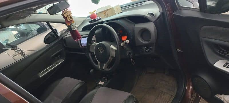 Toyota Vitz 2015 2