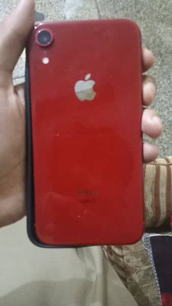 iphone XR 128gb. Red color 10by10 condition. 4 mon. . . . . 1