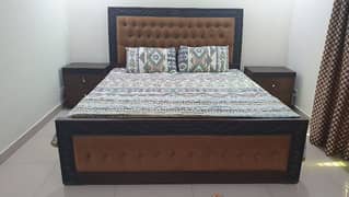 Excellent condition Bed set