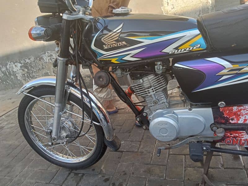 Honda 125 For sale my contact number 03328081003 5