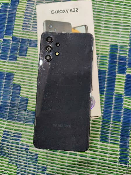 Samsung A32 with box for sale 1