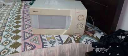 White color oven in good condition