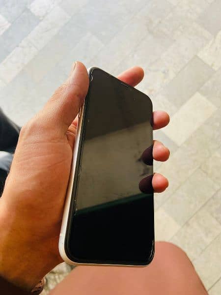 iphone xr 10 by 10 condition all ok 1