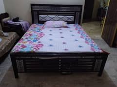 Queen size iron Bed with metteras