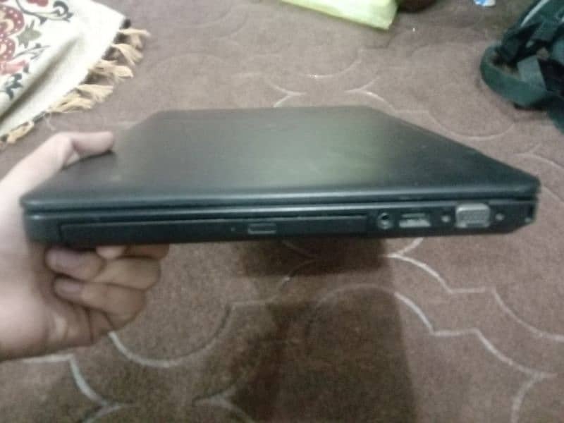 Dell laptop latitude E5440 use this number 03037787864 2