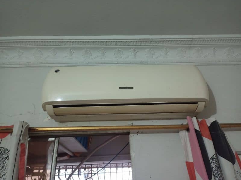 PEL Air Conditioner 10/10 condition very less used 1.5 ton 2